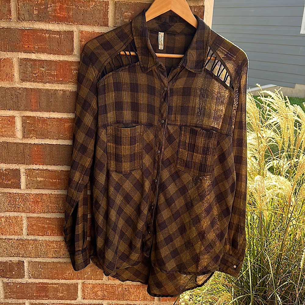 FREE PEOPLE Ladies M Cut Out Check Print Hi-Lo Snap Button Front Blouse